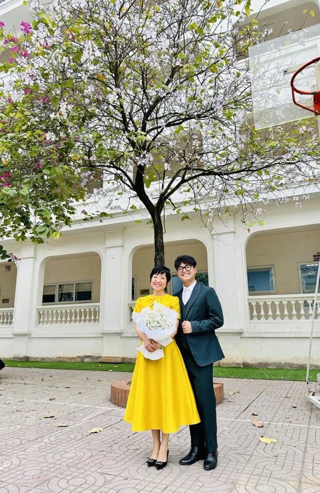 Tít tinh tế với chuyện tình cảm của mẹ.