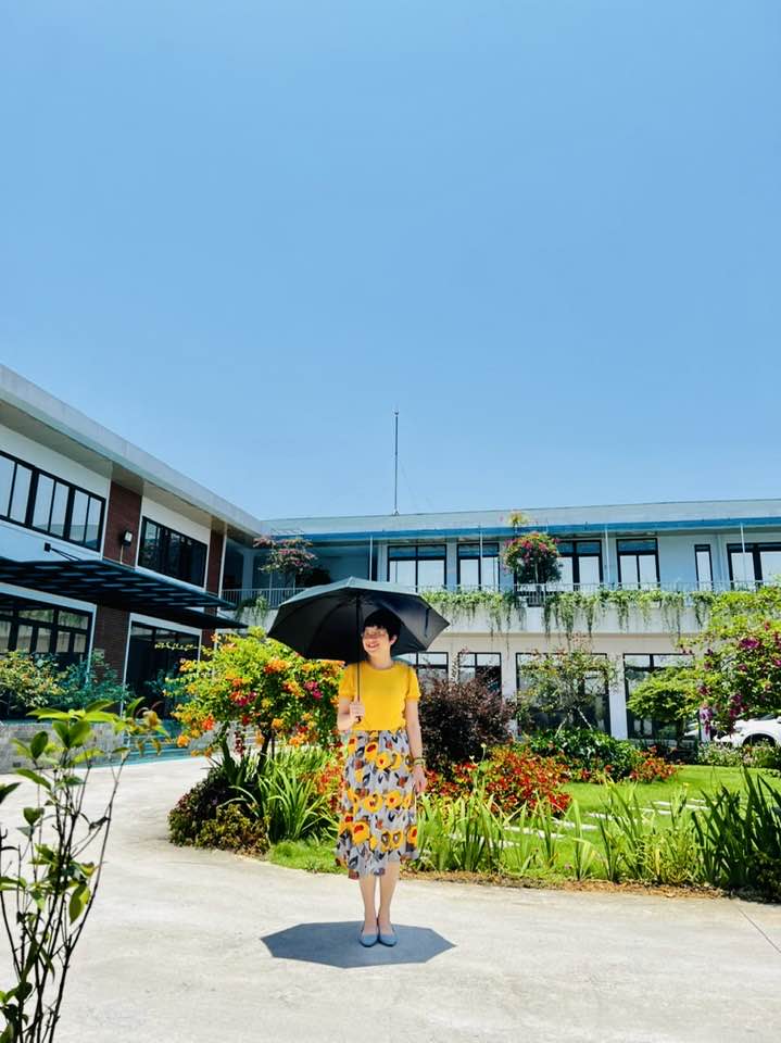 Nữ MC cũng luôn mong có một gia đình ấm êm.