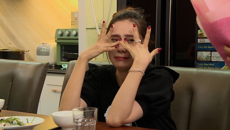 Hồ Bích Trâm xin lỗi chồng vì đôi khi buông những lời không nên nói.