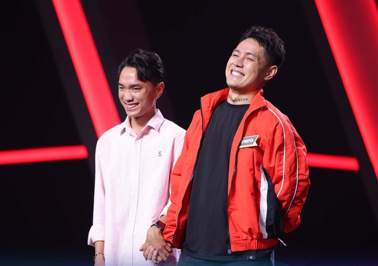 Tóc Tiên và dàn sao bật dậy khỏi ghế vì anh chàng 6 múi cơ bắp, ai ngờ đâu từng là 1 cô gái! - 17