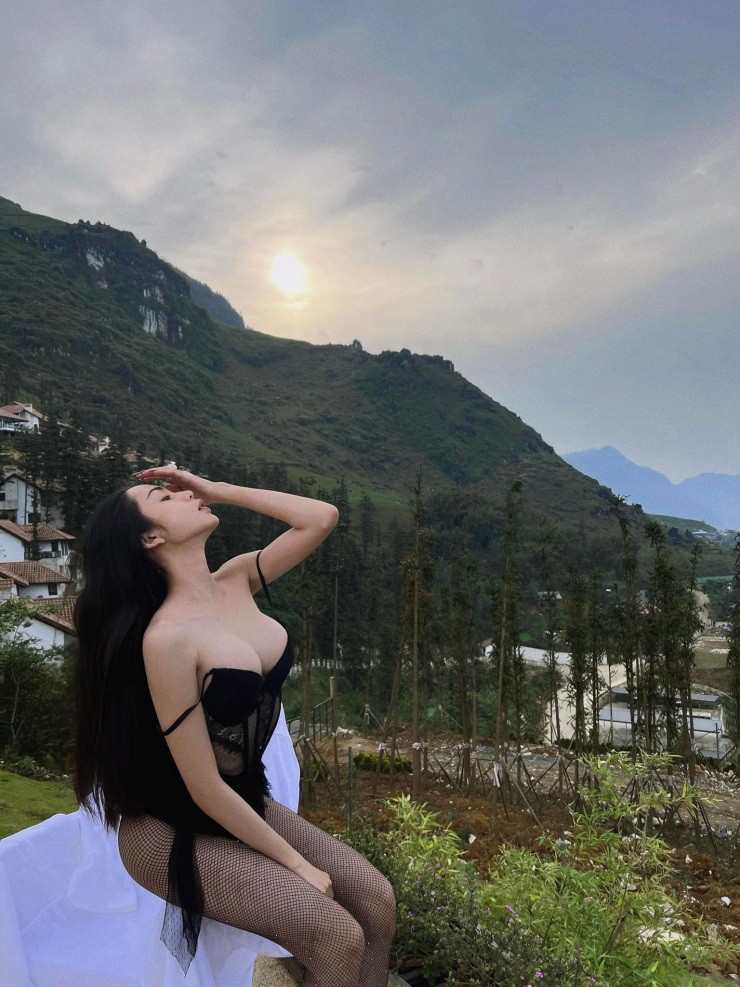 Sau khi phẫu thuật, Lương Mỹ Kỳ theo đuổi hình ảnh gợi cảm 