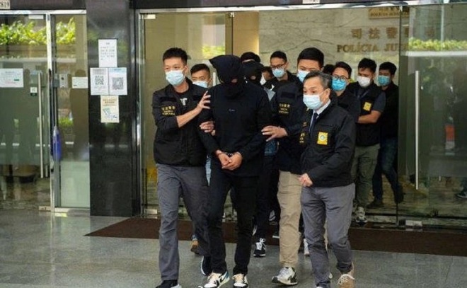 Trần Vinh Luyện bị bắt, An Dĩ Hiên không hề quan tâm cũng không có mặt tại tòa nghe xét xử.