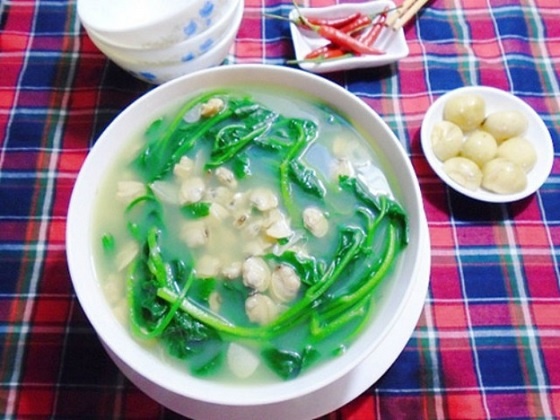 Cua, ngao đều sống ở tầng đáy, dễ nhiễm nhiều kim loại nặng nên mọi người cần lưu ý khi ăn. (Ảnh minh họa)