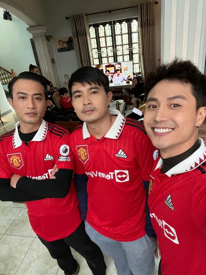 Bị chê amp;#34;nhạtamp;#34; hẳn so với Doãn Quốc Đam và Thanh Sơn, amp;#34;anh cả gia trưởng nhấtamp;#34; VTV nói gì? - 2