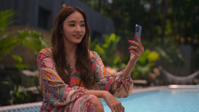 Chỉ lướt qua màn hình, amp;#34;búp bê xứ Hànamp;#34; gây ngỡ ngàng vì nhan sắc không thể tin ở tuổi 43 - 4