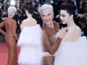 Làm đẹp - Mẹ tỷ phú giàu nhất thế giới "chặt đẹp" Phạm Băng Băng, U80 quyến rũ, dáng không chút mỡ thừa