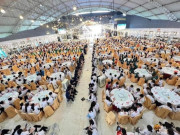 Tin tức - Xôn xao hình ảnh lễ tổng kết năm học "hoành tráng"