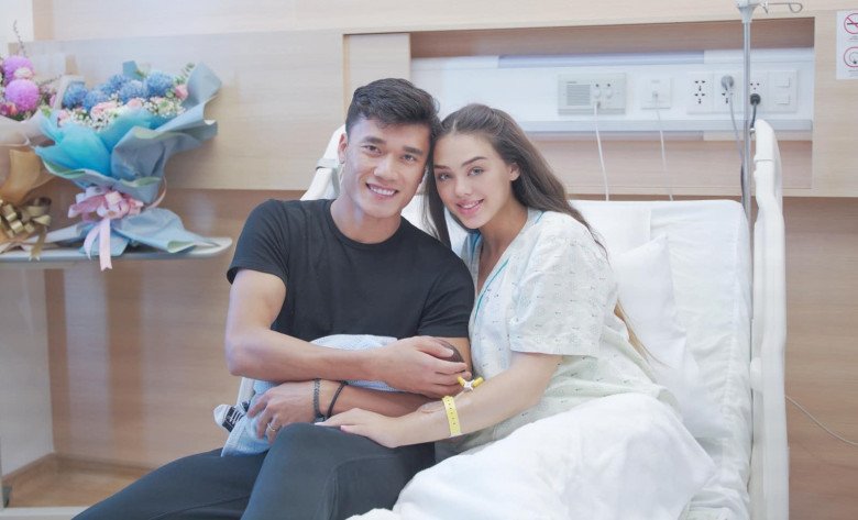 Cặp đôi đón con trai đầu lòng vào cuối năm 2022.