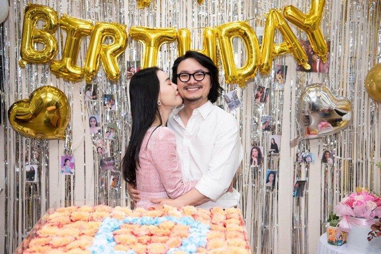 Sau những lần nóng giận, cả hai đã hiểu nhau hơn để vun đắp hôn nhân.