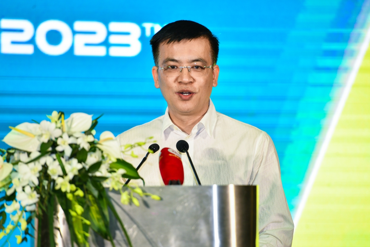 BTV Quang Minh tại Lễ công bố bản quyền phát sóng.