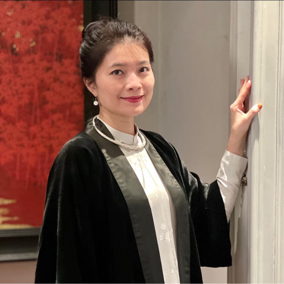 BTV Diệp Anh khi còn dẫn Thời sự và hiện tại.