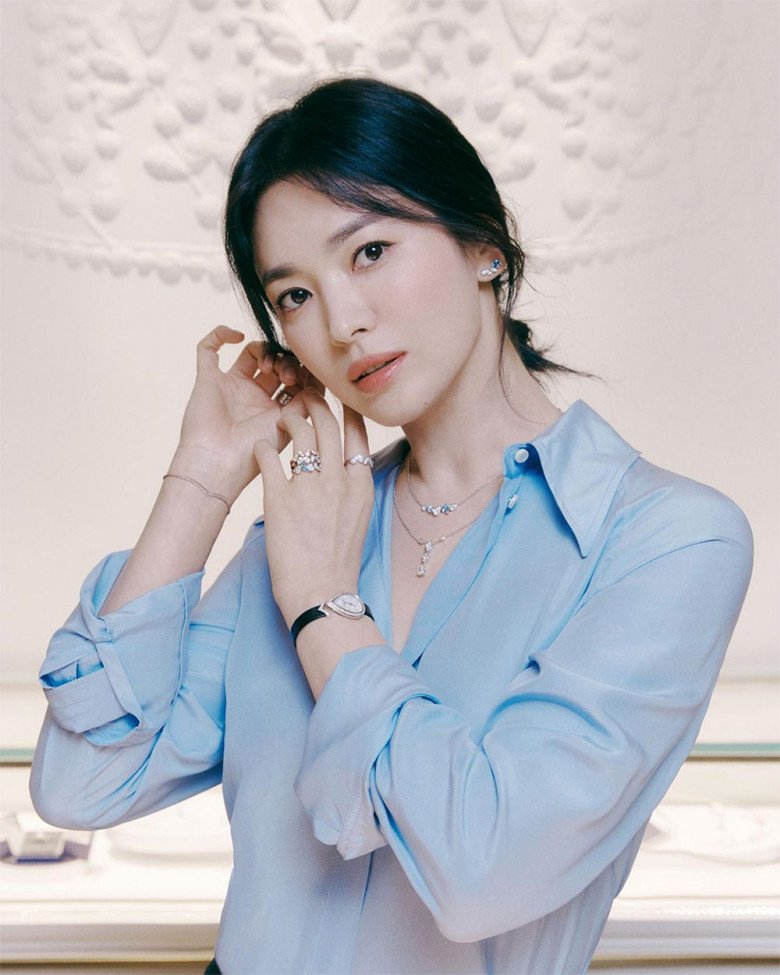 Chưa từng tham gia cuộc thi sắc đẹp nào, Song Hye Kyo vẫn có chiếc vương miện đắt giá hơn nhiều hoa hậu - 10