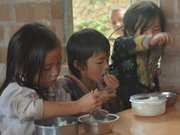 Tất tần tật về dự án Nuôi em trong MV Nấu ăn cho em gây chú ý của Đen Vâu