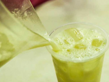 Loại nước bán cả nghìn cốc/ngày khi nắng nóng, ai cũng nghĩ giải nhiệt tốt nhưng sự thật lại gây giật mình