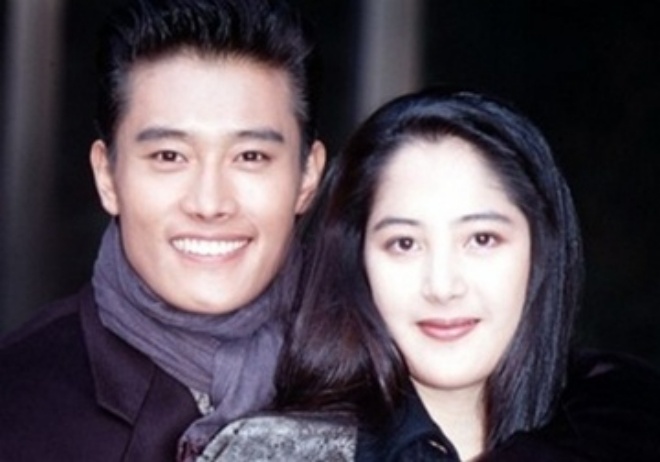 Cô chỉ nổi tiếng với tư cách là em gái của Lee Byung Hun.