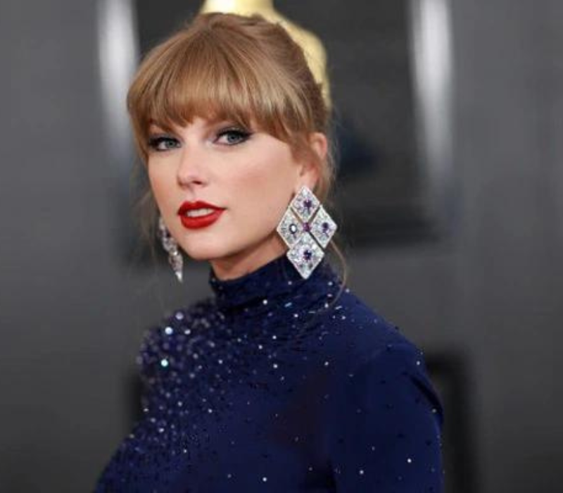 Chẳng phải cái tên xa lạ, Taylor Swift từ lâu đã được biết đến là một trong những giọng ca có nội lực và khoẻ bật nhất nước Mỹ. Nhiều người cho rằng cô sở hữu lá phổi vô cùng khoẻ mạnh khi có thể diễn liên tục 44 bài hát trong concert kéo dài hơn 3 tiếng của mình. 
