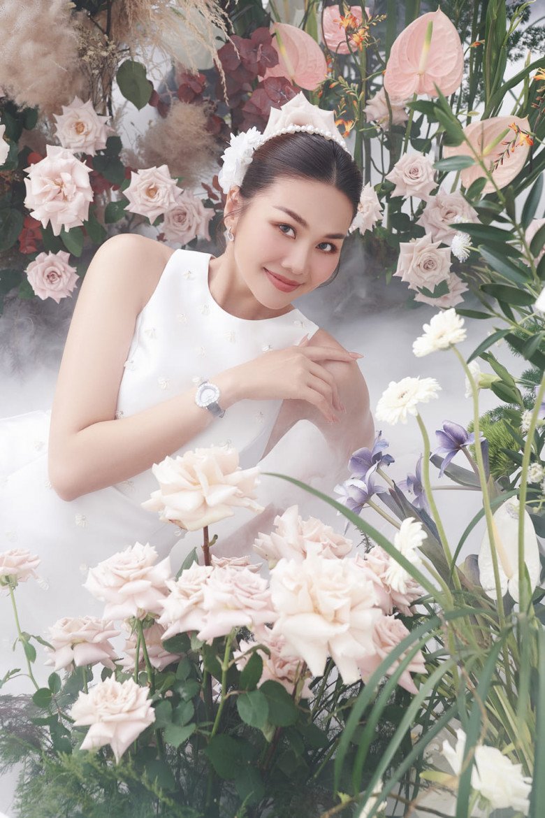 Nhan sắc Thanh Hằng ngày càng thăng hạng theo thời gian, khẳng định vị trí chị đại trong làng người mẫu.