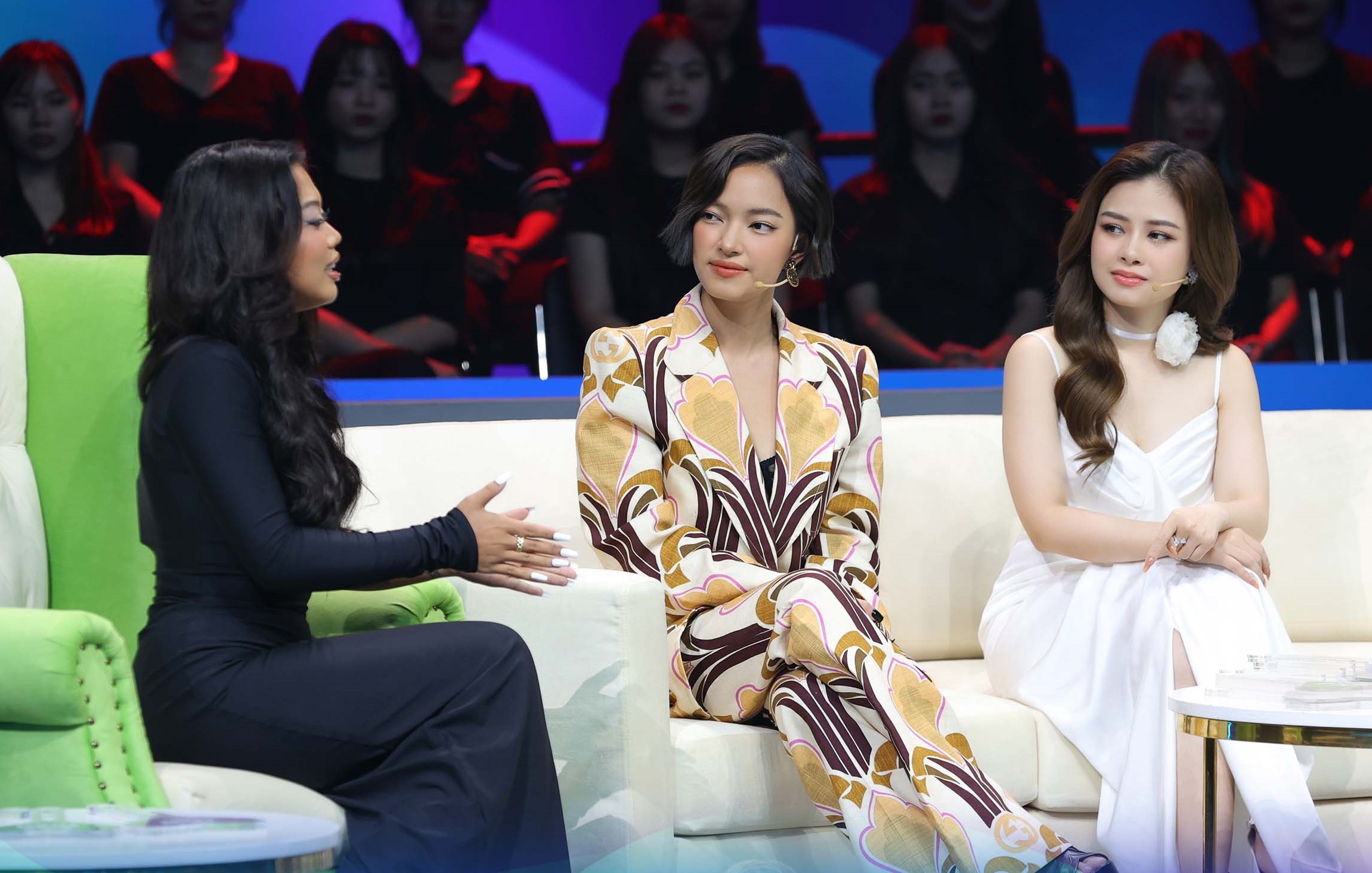 Nữ chính Người Ấy Là Ai có amp;#34;giao diệnamp;#34; khác biệt gây trầm trồ: Sốc khi phát hiện ảnh của bạn trai và nhân tình - 7