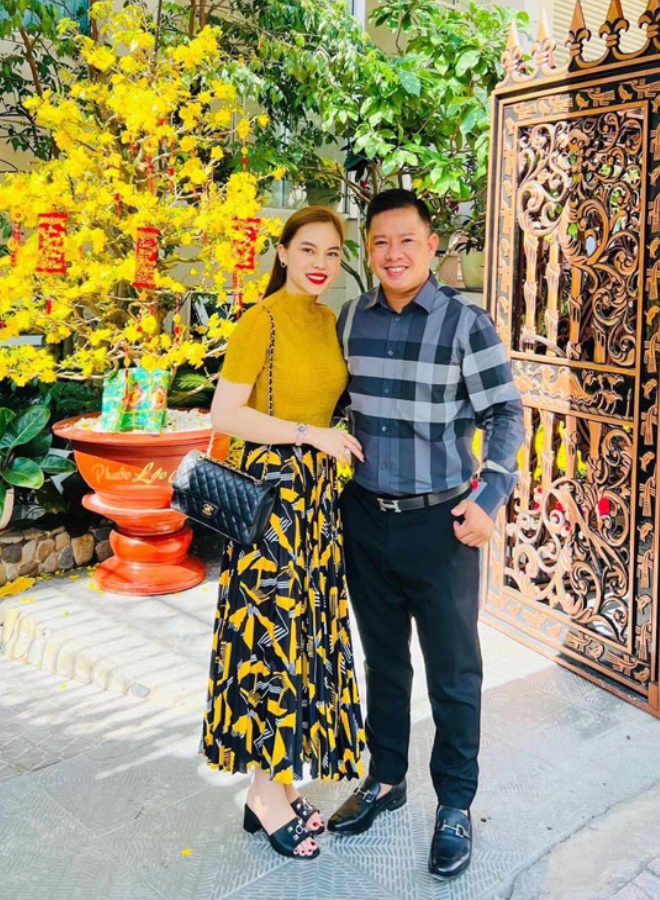 Giang Hồng Ngọc và doanh nhân Xuân Văn bên nhau từ năm 2018.