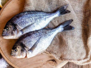 Bếp Eva - Dù là mổ cá gì, dùng quả này khử mùi tanh cực hữu hiệu không cần đến rượu hay giấm