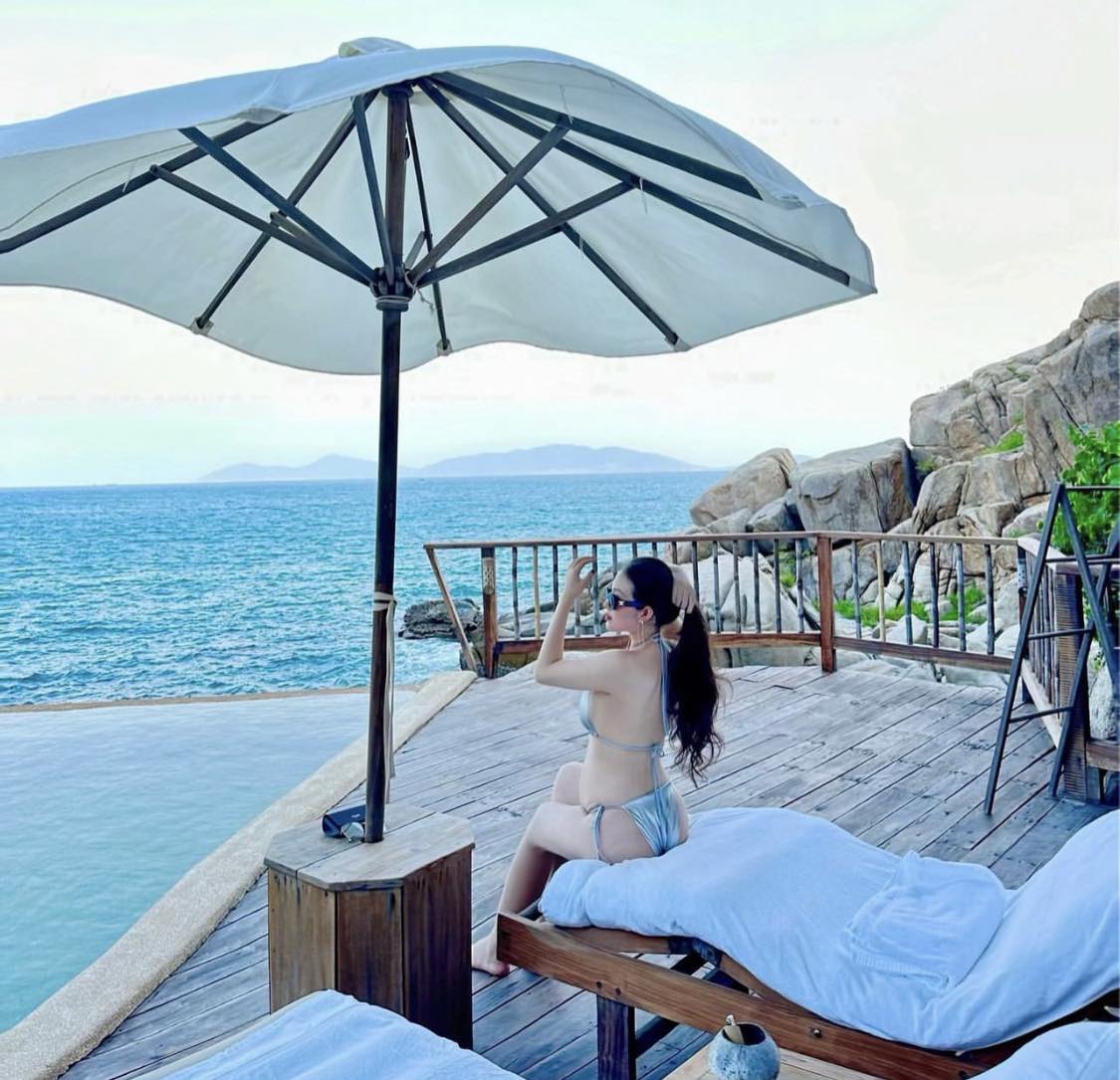 amp;#34;Cô dâu 200 cây vàng Nam Địnhamp;#34; giữ vóc dáng thon thả dù đang mang bầu lần 3 - 1