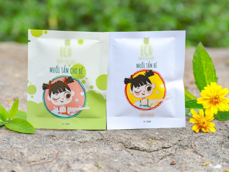 Muối tắm em bé được làm từ các nguyên liệu hoàn toàn tự nhiên