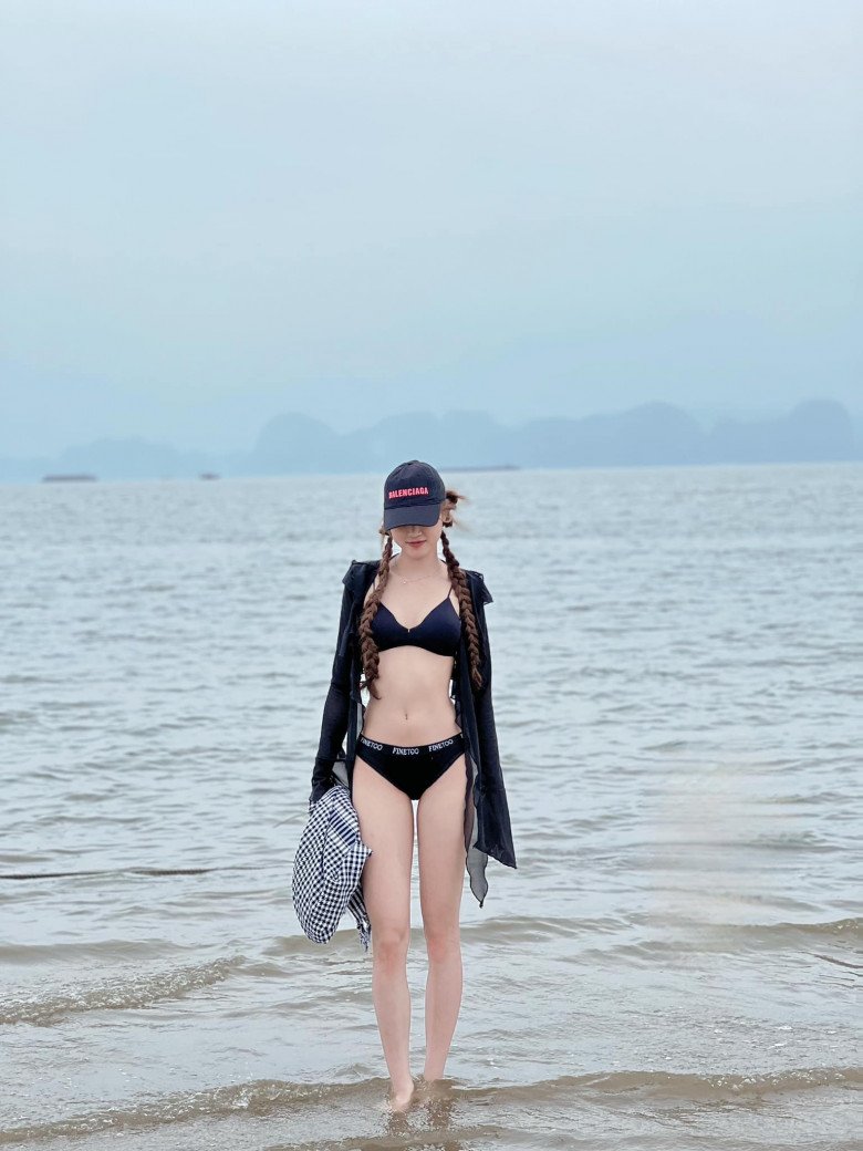 Đằng sau đồ thi đấu, nữ võ sĩ xinh nhất nhì Việt Nam gây choáng khi diện đồ tắm đẹp hơn hoa hậu - 6