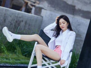 Hội mỹ nhân có đôi chân da bọc xương, trắng nõn nhưng không trụ nổi cơ thể, nhìn chân Triệu Vy lạ nhất