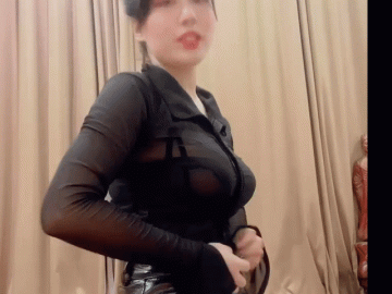 Linh Miu cởi váy show hình xăm chứng thực bị hại, là do mặc hở nhiều nên bị cắt ghép?