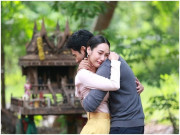 Bà bầu - Về biệt thự 23 tỷ thấy phòng ngủ vẫn kê chiếc giường cũ rích, tôi ôm chồng khóc nức nở