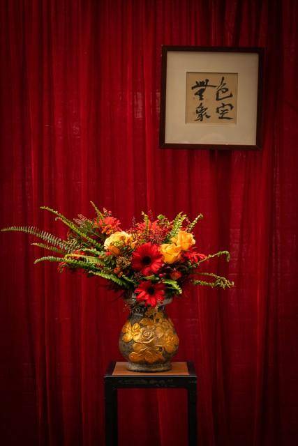 Trắc nghiệm tâm lý: Bạn ấn tượng với chiếc bình nào nhất? - 2