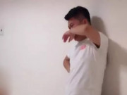 Tin tức - Nửa đêm con khóc vì không thấy mẹ đâu, chồng phát hiện bí mật khó dung thứ của vợ