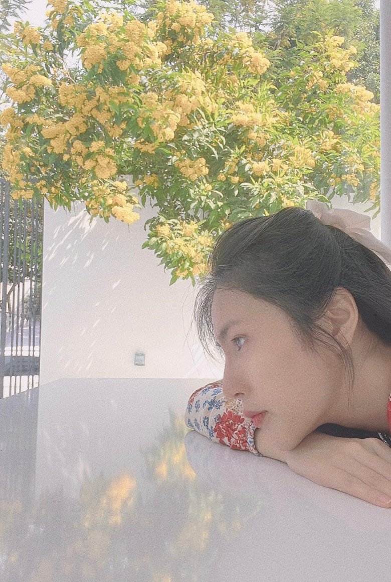 Sao Việt 24h: Bùi Tiến Dũng đăng ảnh mùi mẫn bên vợ con với vết thương trên trán, dân mạng lại bênh amp;#34;hackeramp;#34; - 8