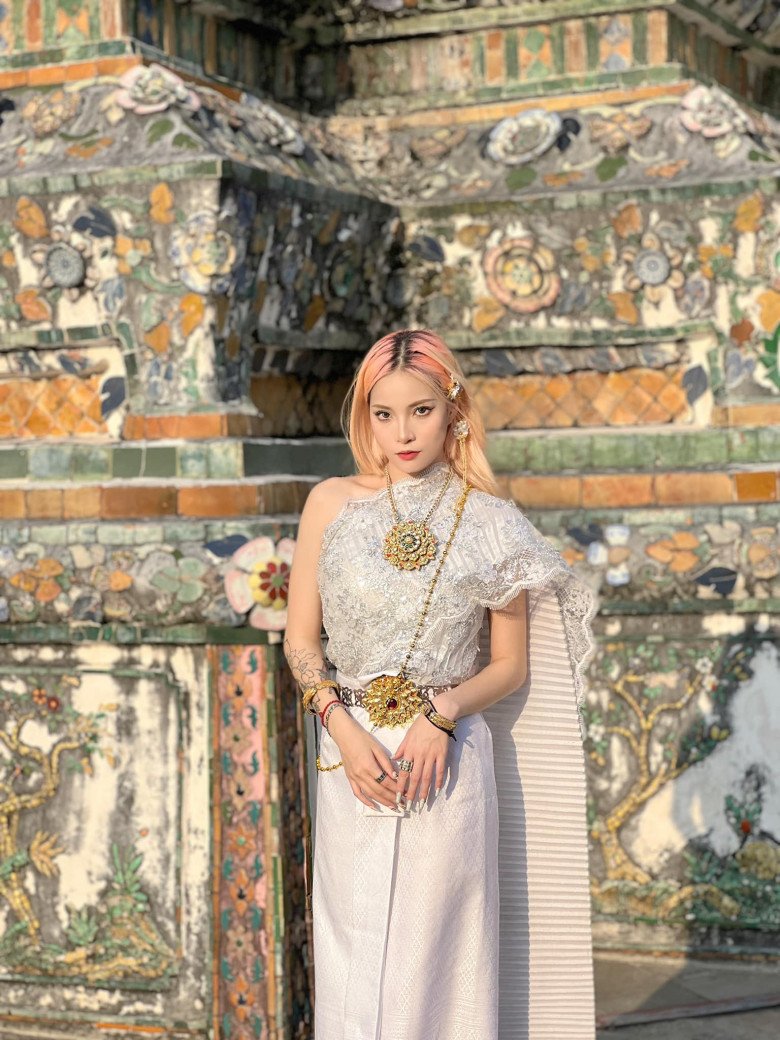 img srchttps://cdn.eva.vn/upload/2-2023/images/2023-06-08/co-gai-trung-quoc-nong-bong-dang-chung-song-cung-quang-dang-cong-khai-co-nguoi-nuoi-phan-ung-khi-bi--338681872_905189937368599_79901720959597973_n-1686218616-288-width780height1040.jpg width660 /