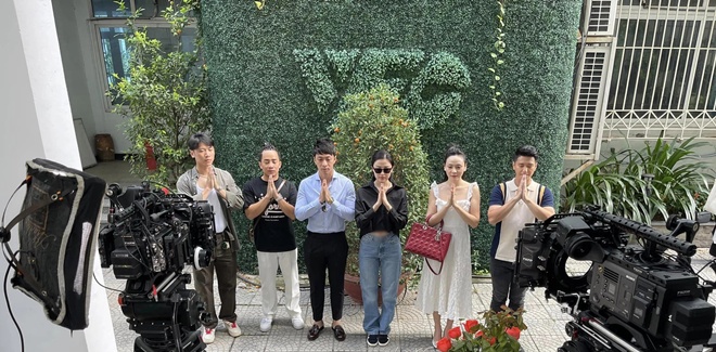 Sau Đình Tú, amp;#34;nữ hoàng mang bầu VTVamp;#34; có đối tượng mới, ra là chàng trai mệnh danh Lee Min Ho Việt Nam - 1