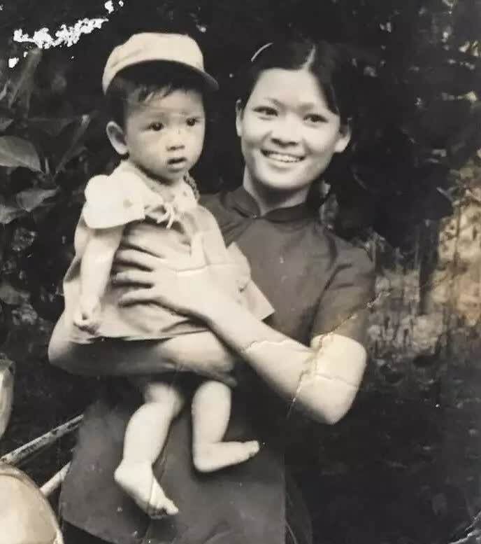 Sững người câu nói của Trường Giang khi đàn em cãi mẹ, danh hài muốn xem hình mẹ chỉ có hình đám ma! - 4