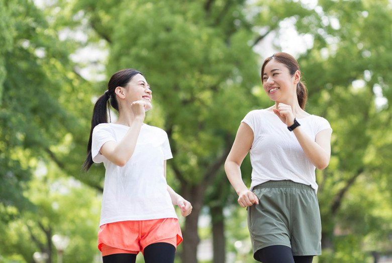 Ngay cả khi đi bộ ít hơn 7.000 bước cũng vẫn mang lại tác động tích cực tới sức khỏe. (Ảnh minh họa)