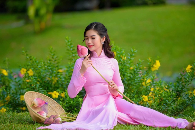 Hi hữu: Nữ sinh Y khoa biết 5 thứ tiếng bị BTC Miss World Vietnam amp;#34;chặn đườngamp;#34; đạt vương miện Hoa hậu - 7