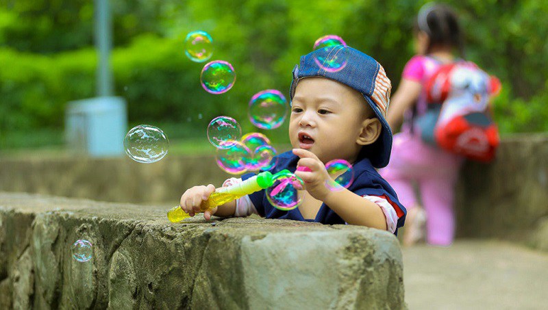 Những em bé trong nhóm này thường rất thích âm nhạc và những bộ môn mang tính sáng tạo cao. Khi quan tâm đến điều gì đó, khả năng tập trung của những đứa trẻ thuộc nhóm này là 100%, điều thường không thể xảy ra với những em bé cùng trang lứa.
