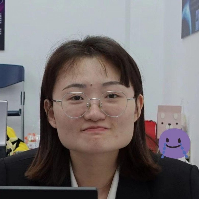 Một gương mặt vuông vức so với chuẩn mực về cái đẹp hiện tại có vẻ không phù hợp, vì vậy nhiều chị em có gương mặt vuông thường tìm mọi cách bao gồm hút mỡ, hay thậm chí là phẫu thuật gọt cằm,...  để cải thiện.