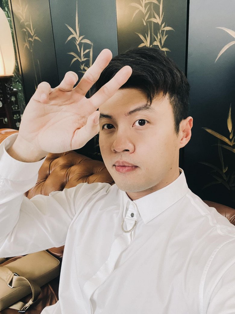 img srchttps://cdn.eva.vn/upload/2-2023/images/2023-06-13/vi-ca-map-la-ong-mai-cua-hoa-hau-dang-thu-thao-doc-than-giau-co-tuoi-40-song-trong-biet-thu-rong-men-313219303_10158459092721986_4797446539649450014_n-1686649307-239-width780height1245.jpg width660 /