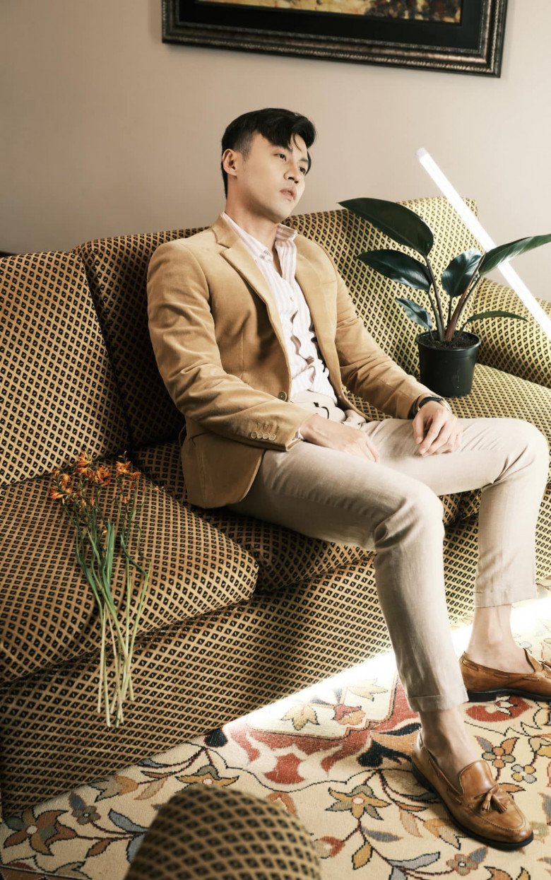 Vị amp;#34;cá mậpamp;#34; là ông mai của Hoa hậu Đặng Thu Thảo: Độc thân giàu có tuổi 40, sống trong biệt thự rộng mênh mông - 8