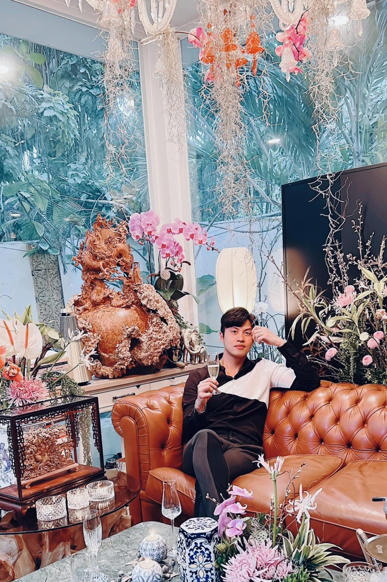 Vị amp;#34;cá mậpamp;#34; là ông mai của Hoa hậu Đặng Thu Thảo: Độc thân giàu có tuổi 40, sống trong biệt thự rộng mênh mông - 29