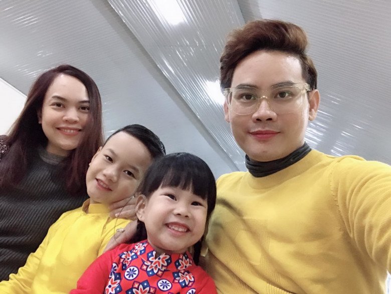 Cậu bé từng khiến bố MC VTV phải bán nhà chữa bệnh lớn lên khôi ngô sáng dạ, lên nhiều show truyền hình nổi tiếng - 7