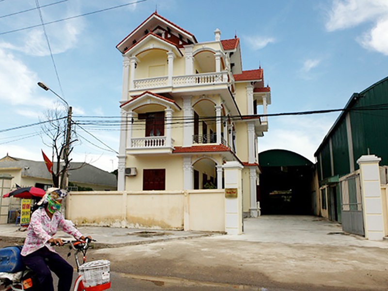 Thế nhưng sự giàu có chỉ ở trong phạm vi 2km quanh làng Mẹo, những làng khác ở xã Thái Phương vẫn nguyên nét đơn sơ, thuần nông 
