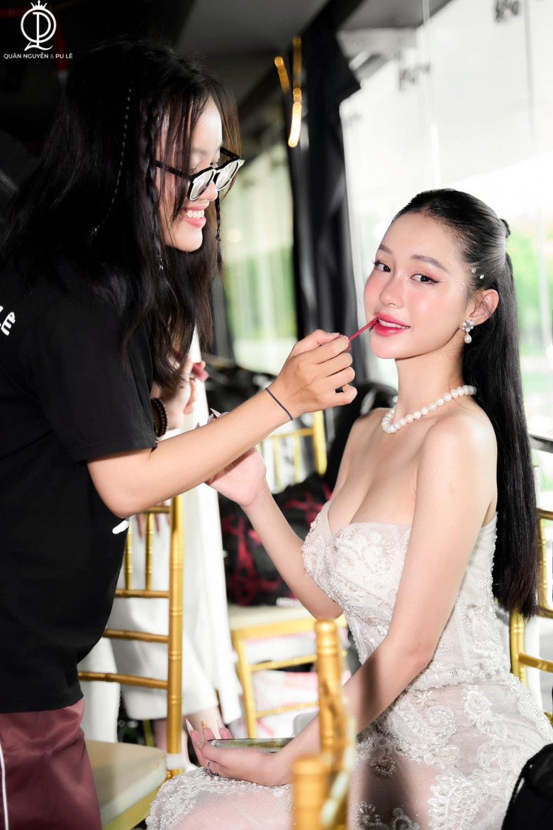 Xuất hiện bản sao Elly Trần, có vòng eo 60cm trở thành ứng viên hàng đầu cho vương miện Miss World Vietnam - 10