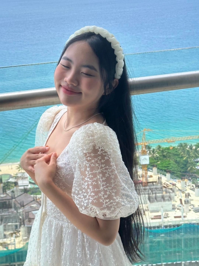 Hiện tại, Phương Mỹ Chi ngày càng xinh đẹp và đã có cuộc sống ổn định.