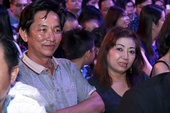 Thân thế người phụ nữ kín tiếng amp;#34;nâng giấcamp;#34; ước mơ ca hát của ca sĩ Hoài Lâm - 1