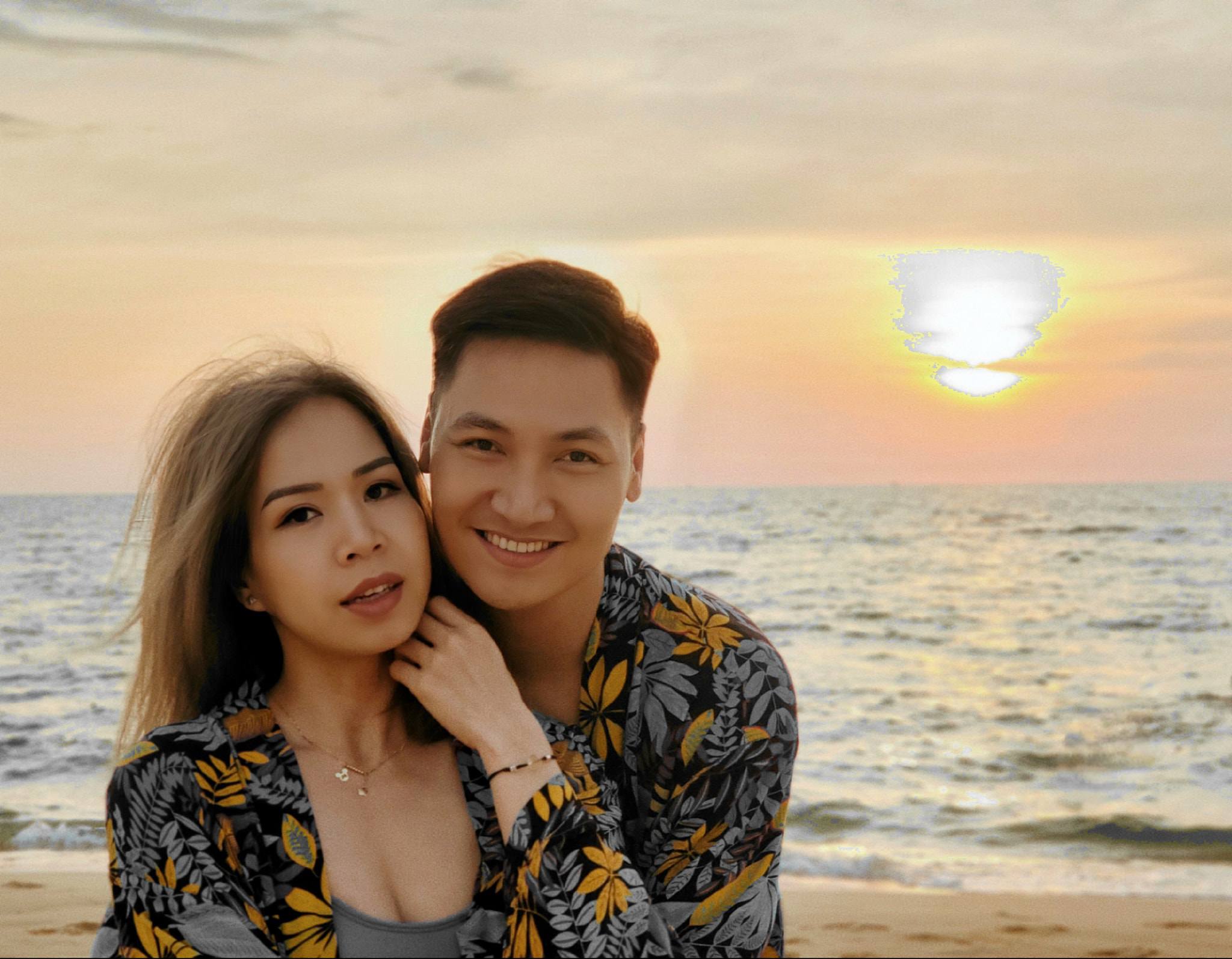 Mỗi lần sánh đôi bên ông xã diễn viên, cô luôn nhận được nhiều lời khen về độ xứng đôi vừa lứa với chồng.