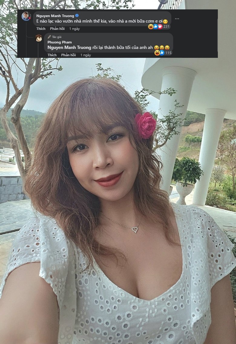 Thời gian gần đây, ông bố bỉm sữa không ngại dành lời khen cho vợ. Điển hình như lần Lan Phương khoe hình ảnh cận mặt cùng vòng 1 lấp ló bên dưới lớp áo cổ sâu. Mạnh Trường không còn trêu béo mà thay vào đó là lời xuýt xoa không nhận ra vợ. Nam diễn viên hài hước bình luận: Em nào lạc vào vườn nhà mình thế kia, vào nhà anh mời bữa cơm.